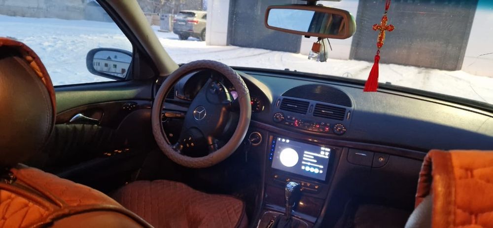 Продам мерс 211 на ходу