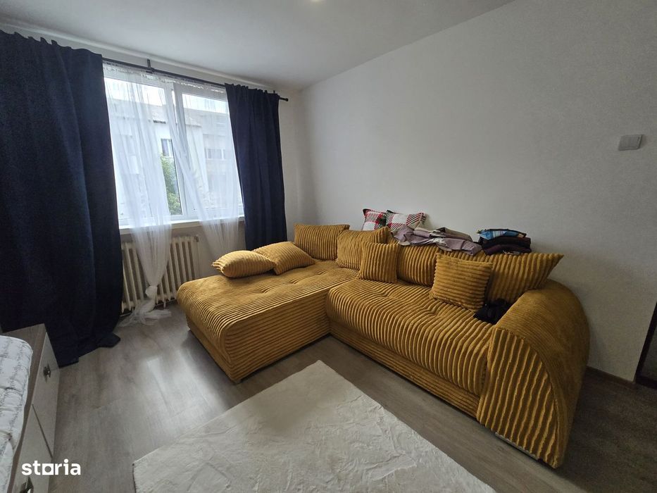 Apartament 4 camere de închiriat, Piatra-Neamt!
