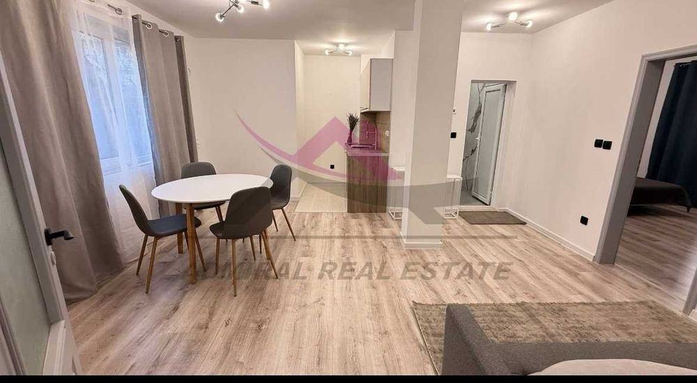 Чисто нов -двустаен -Лятно кино