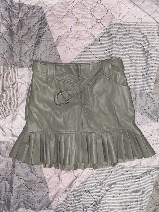 Кожена пола от New Yorker