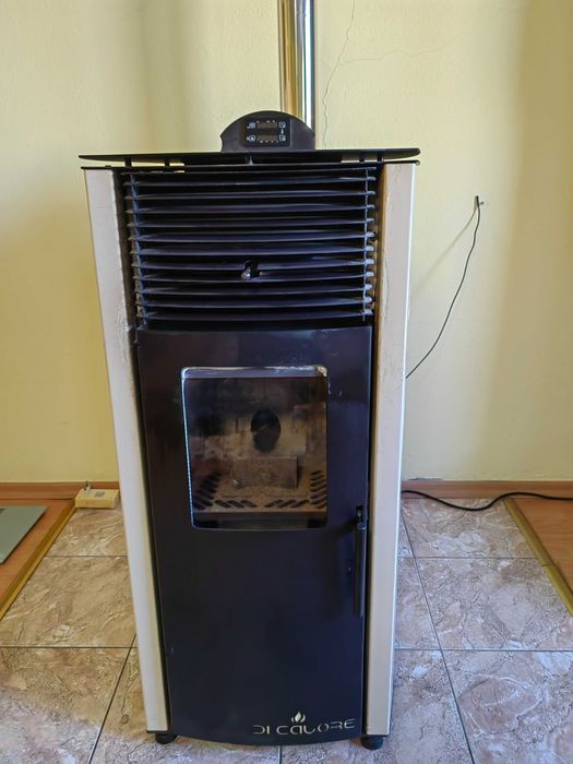 Пелетна камина di calori