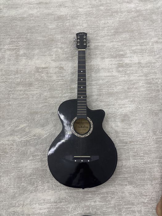 Продам гитару акустика