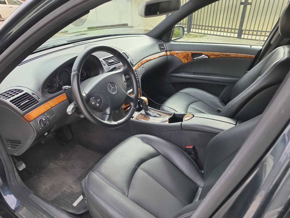 MERCEDES-BENZ E-Class 2005 — imagine 5