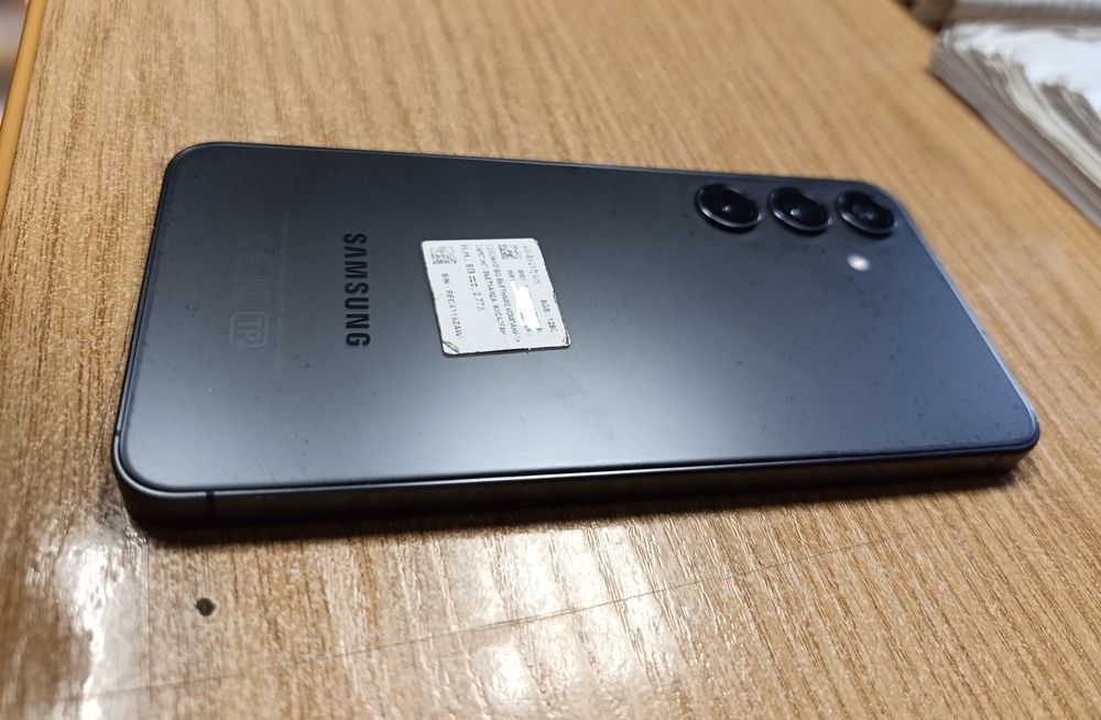 Продам Samsung S24