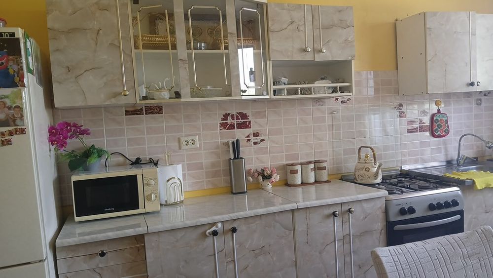 Продам газ и кухонный гарнитур