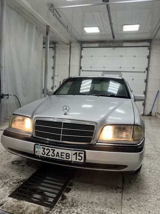 Продам Mercedes-Benz c180 w202