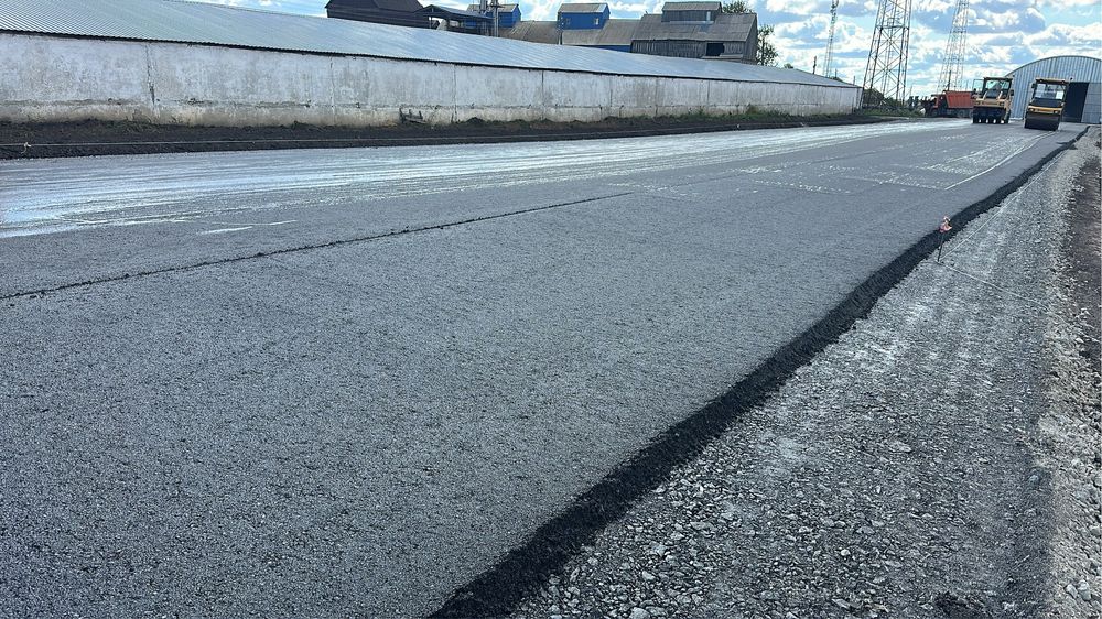 Услуги по асфальтированию территорий