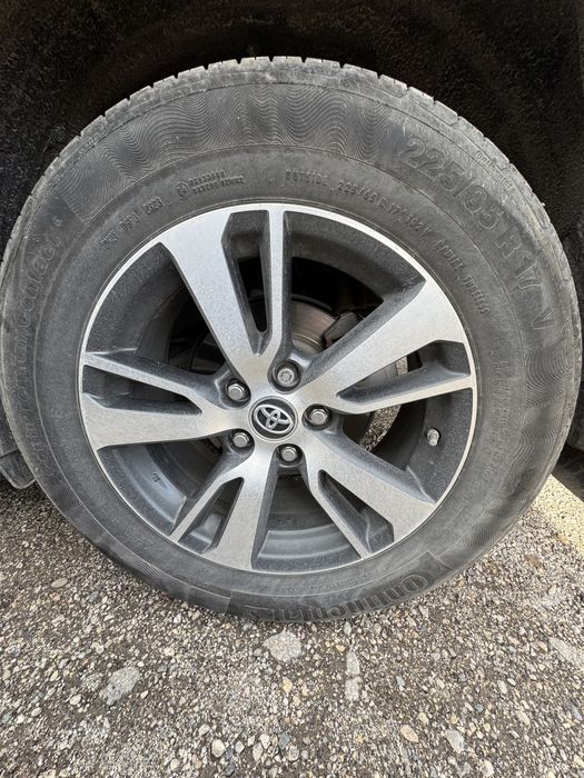 Летни гуми Continental 225/65/17