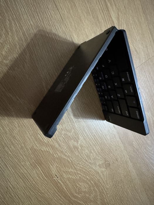 Безжична клавиатура