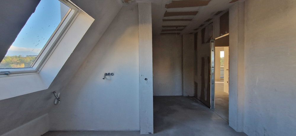 Продава се Тристаен апартамент в Добрич, Свети Георги - 183 кв.м за 1312 €/кв.м - Снимка #9