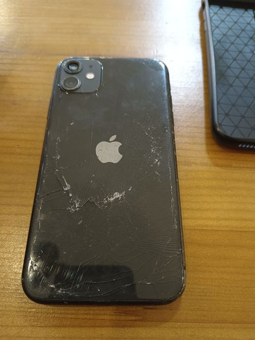 Айфон 11. С минусом