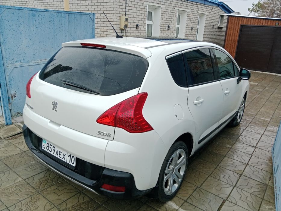 Продам ПЕЖО 3008 .