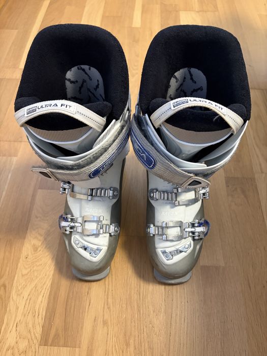 Clapari ski dama marca Tecnica marimea 39-40