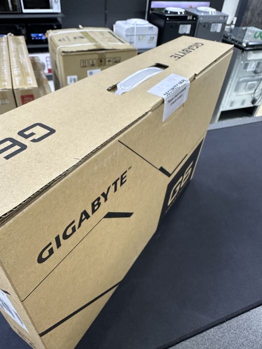 Gigabyte G6 i7-13700H