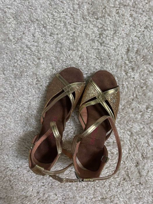 Туфли для танцев