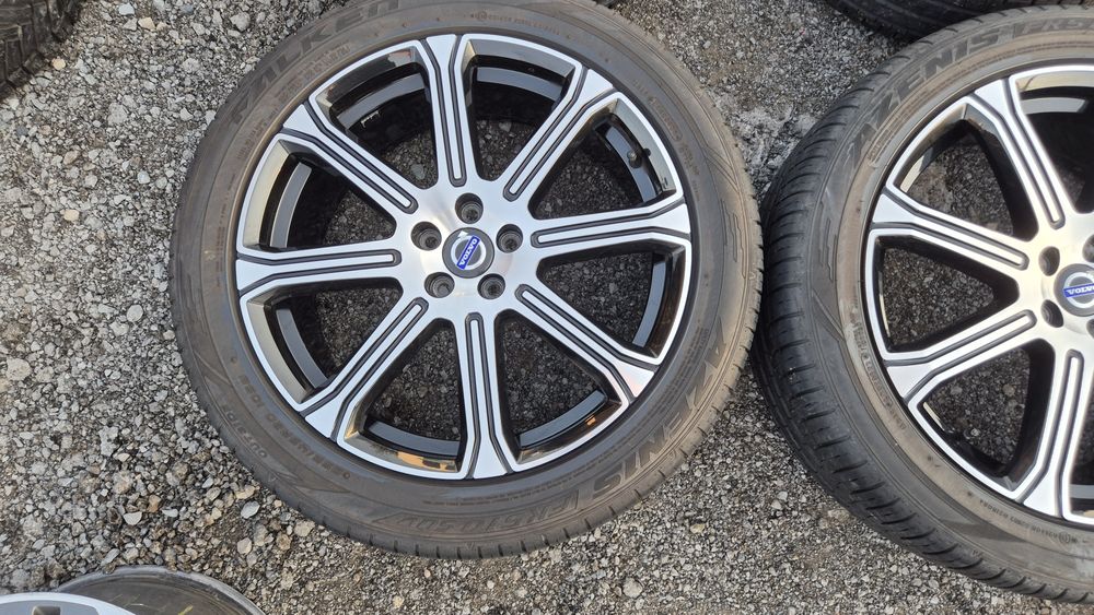 Оригинални джанти Волво 5/108 VOLVO XC60 5x108

Употребявани, Шумен