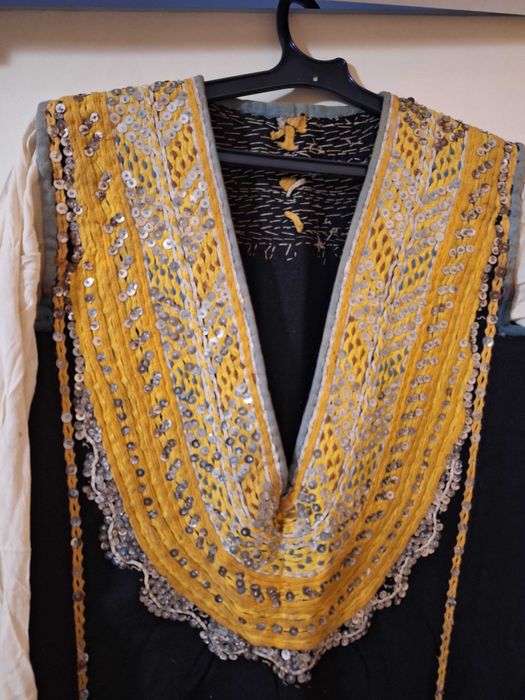 Автентична народна носия