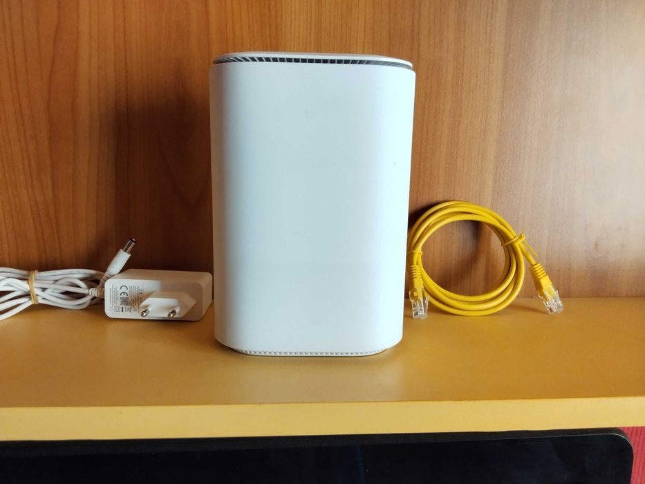 ултра бърз 5G рутер за мобилен интернет с сим карти на Иетел