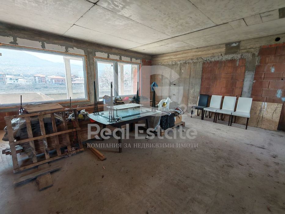 Продава се Къща в Асеновград - 316 кв.м за 417 €/кв.м - Снимка #4