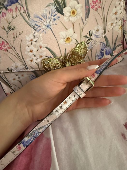 Цветна чанта Aldo с пеперуда