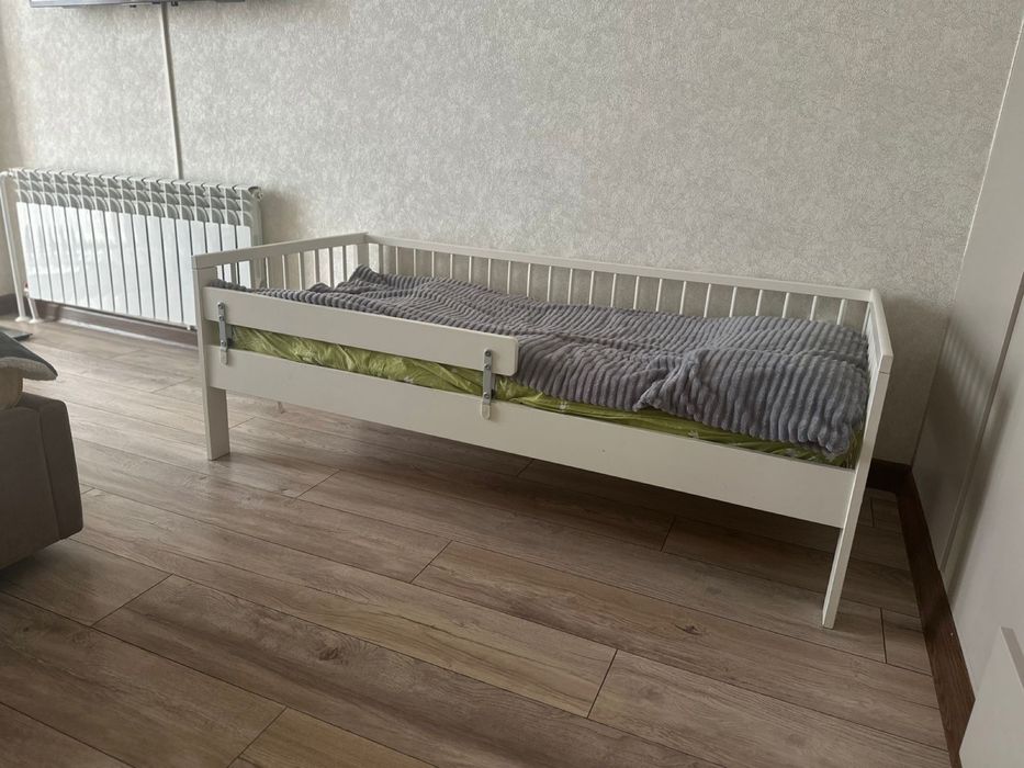 Детская кровать в отличном состоянии