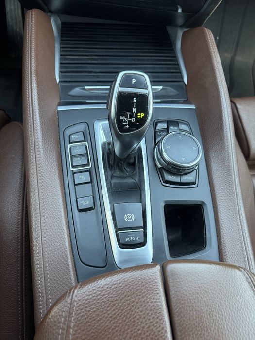 BMW X6 xDrive40d | 2016 | 313 CP | M-Pachet