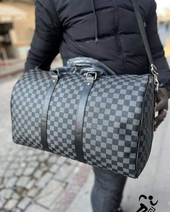 Genti unisex voiaj LV,super model, curea reglabila umăr, saculet, etichetă