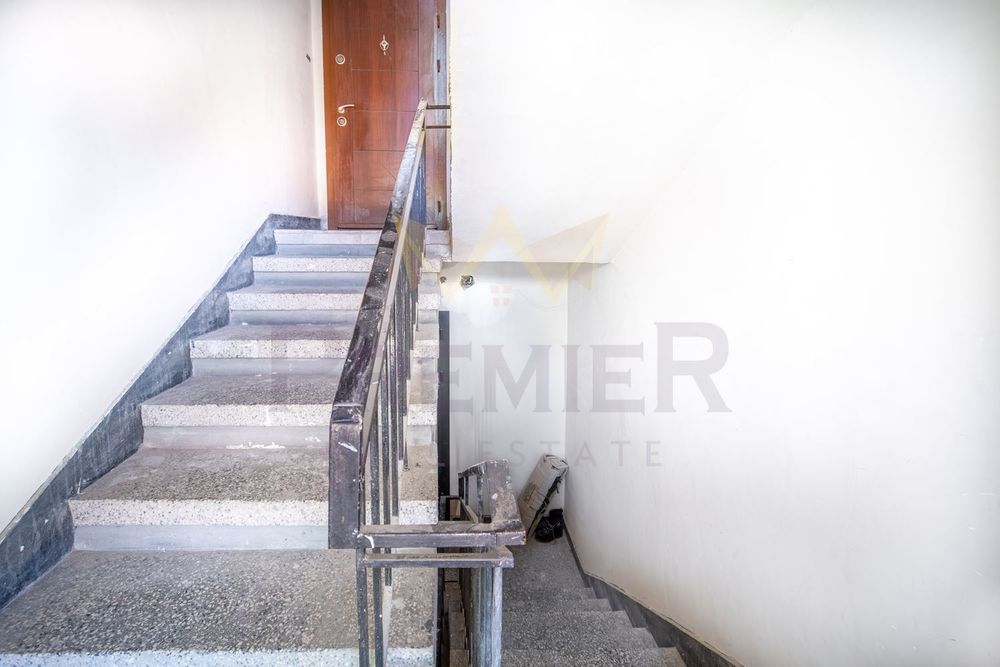 Къща в гр. Варна, кв. Виница, ул. Кастрица