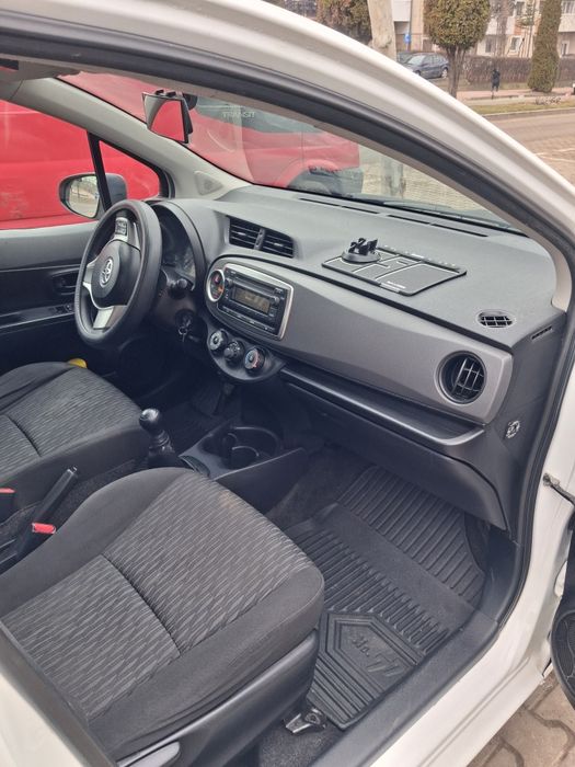 Auto Toyota  Yaris