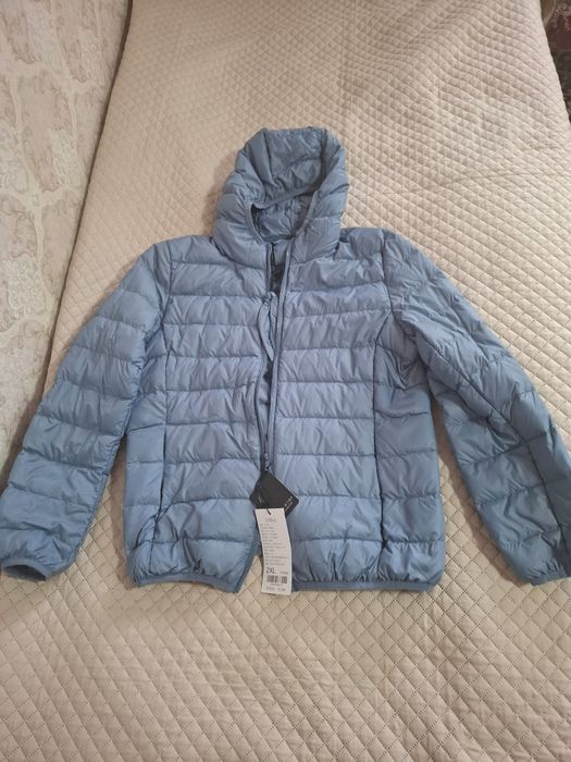 Продаётся куртки новые