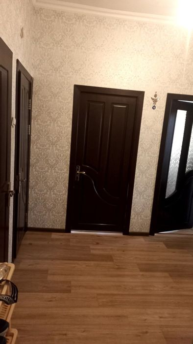 Корасув 2 хона оилага берилади срочно