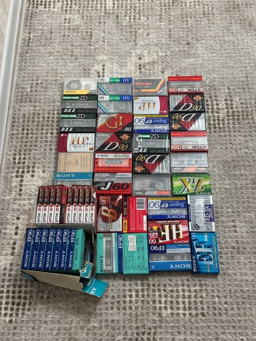 Prodaetsa KASSETA Sotiladi