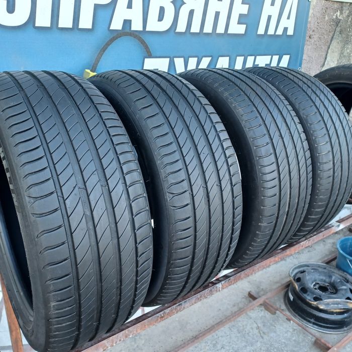 225 45 17 Michelin 4бр летни дот 22