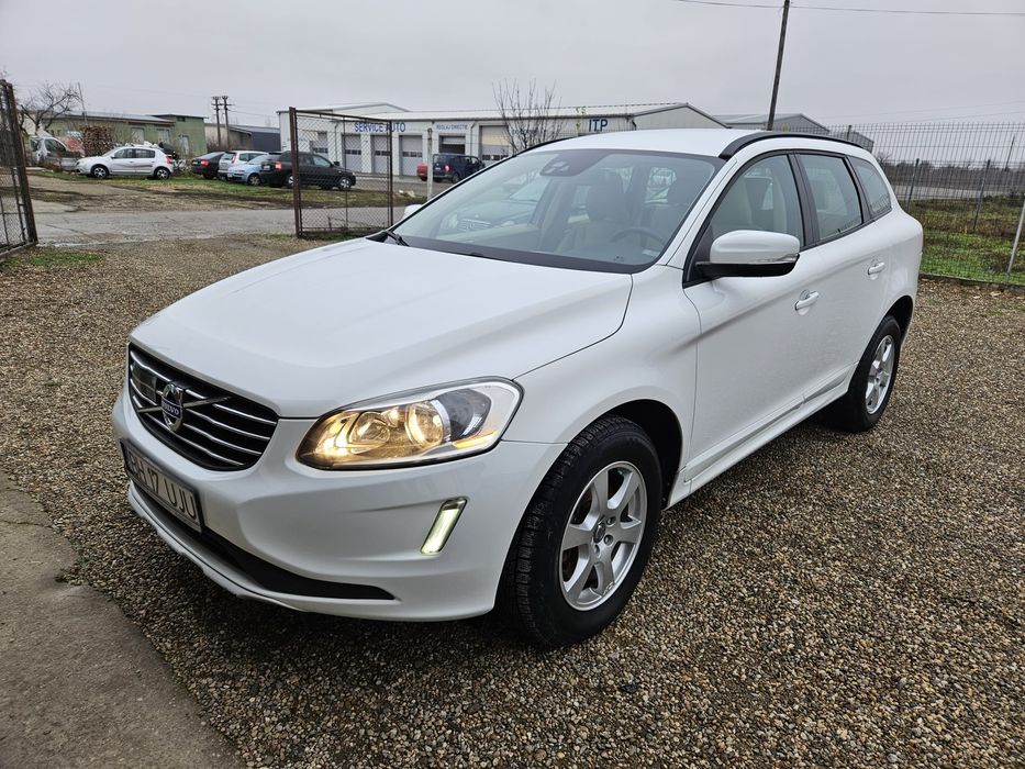 VOLVO XC60 2015 — imagine 3