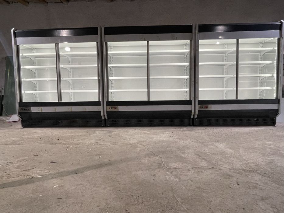 Витрина холодильник