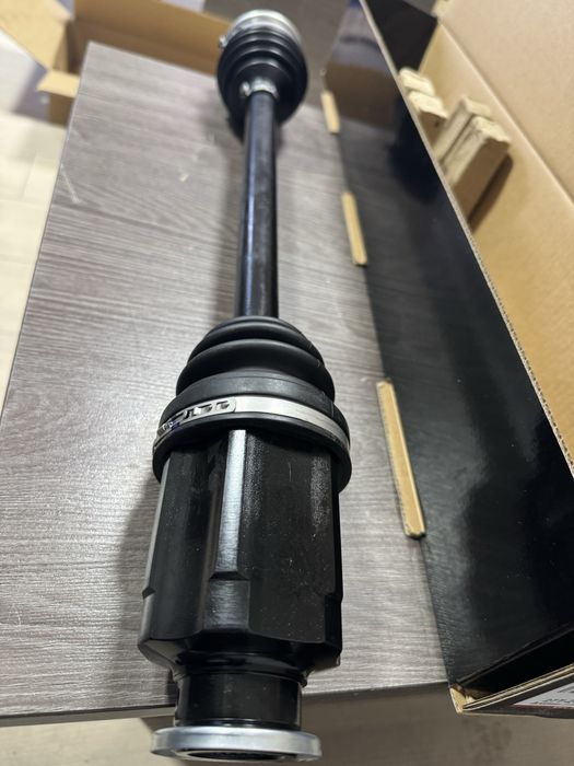 Привод в сборе Subaru Legacy / Outback /Impreza /Tribeca