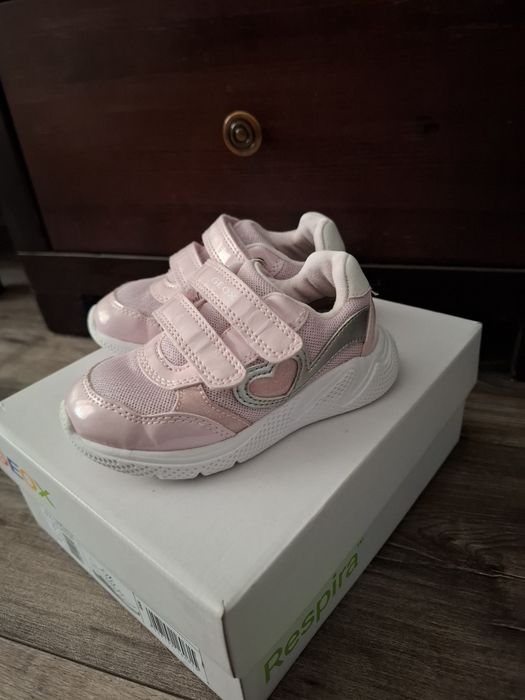 Обувки за момиче Adidas ,Geox и Primigi 22