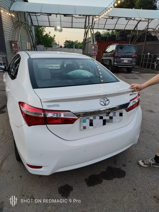 Спойлер Toyota Corolla 180