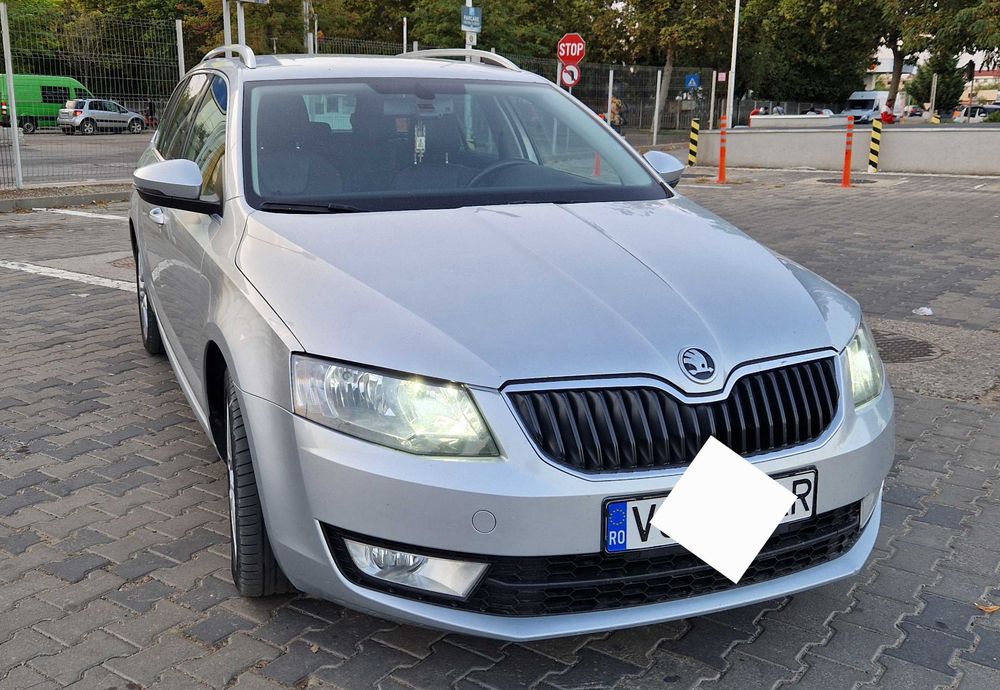 Autoturism Skoda Octavia 3