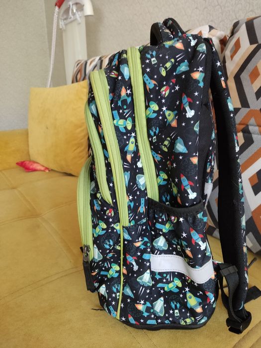 Рюкзак  школьный