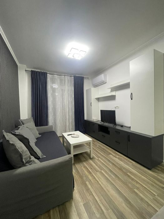 Apartament cu 2 camere de închiriat