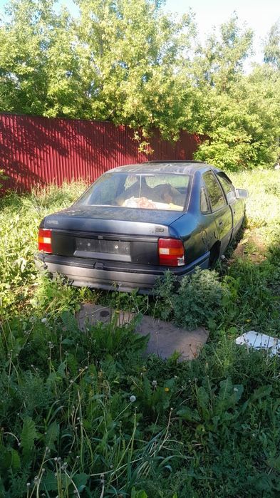 Продам машину опель на разбор