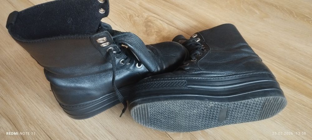 Обувки дамски   N  36