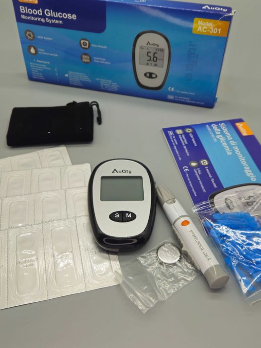 Глюкомер– за измерване на кръвна захар с 20  ленти и 25 ланцета