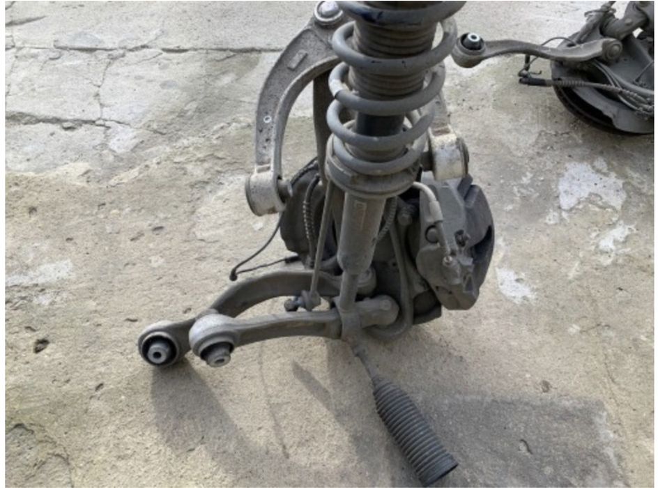 BMW F10 F11 предно окачване ляво и дясно