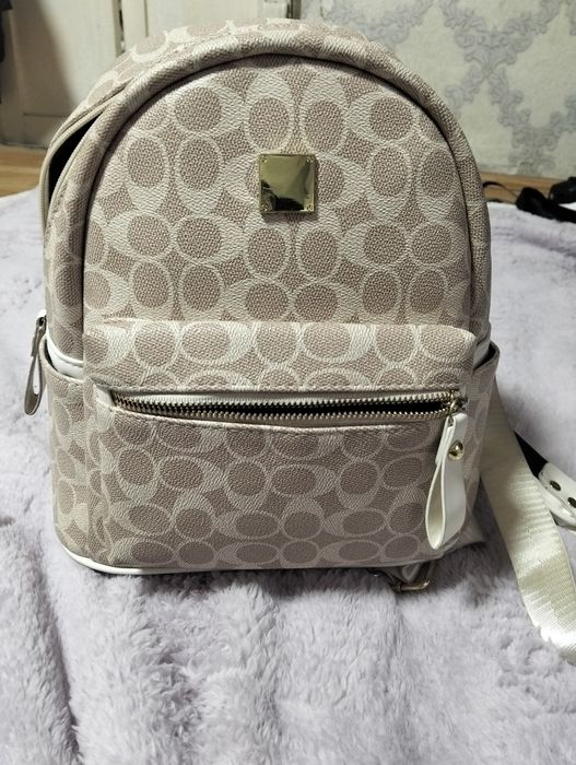 Продам рюкзаки и сумки