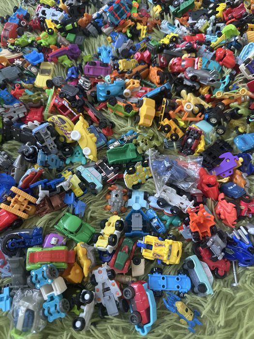 Киндер игрушки kinder