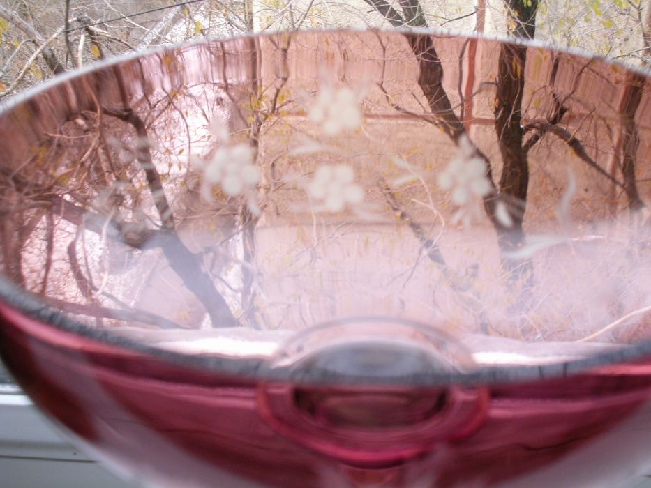 продам вазу чешского стекла