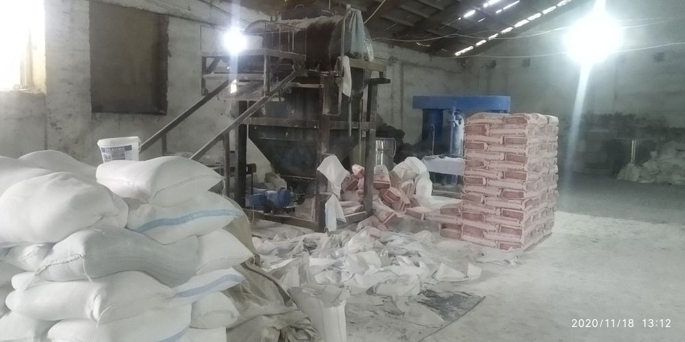 Сухой смес ишлаб чиқариш ускунаси ва хом ашёлар или бизнес сотилади