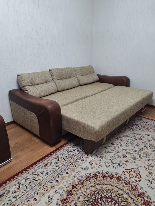 Диван расладной и кресло